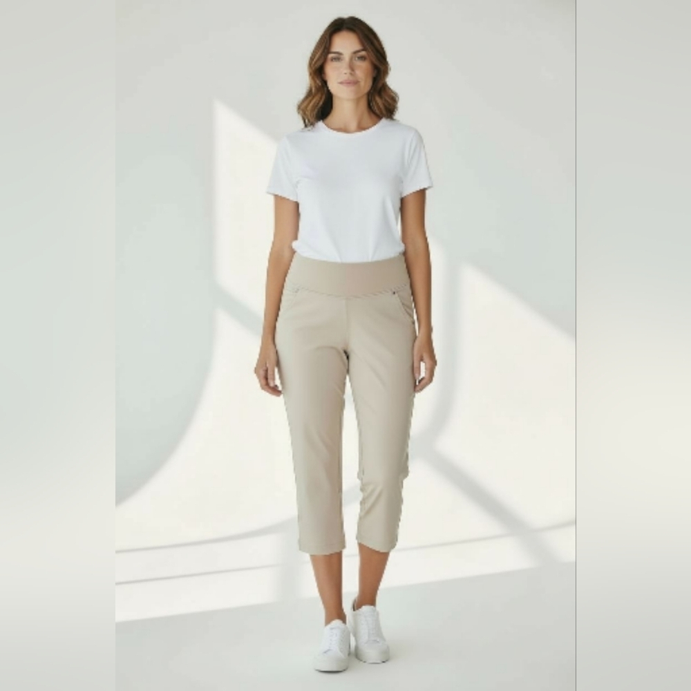 Old Navy Stretch Maternity Capri Pants Color Beige Size Small